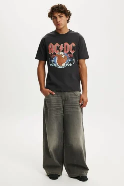 ACDC Loose Fit Music T-Shirt