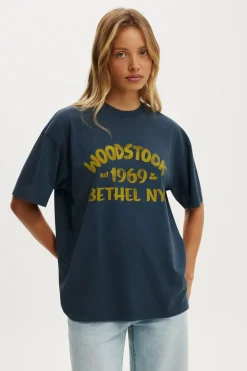 Billie Eilish Boxy Graphic Tee