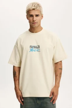 Box Fit Graphic T-Shirt
