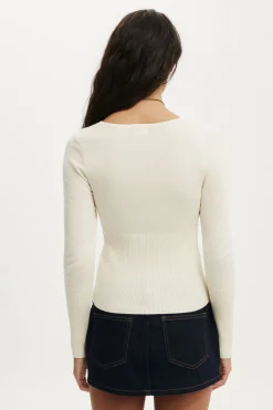 Close Knit V-Neck Top