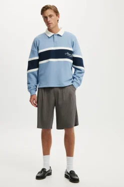Cropped Fit Graphic Fleece Polo