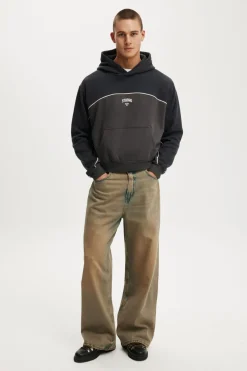 Cropped Fit Graphic Hoodie