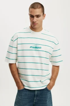Cropped Fit Graphic T-Shirt