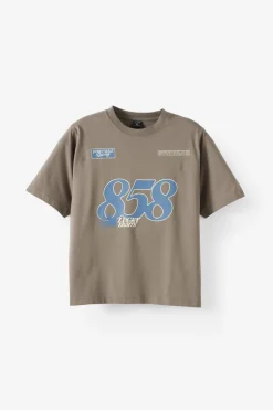 Cropped Fit Graphic T-Shirt