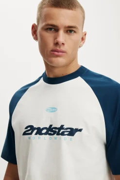 Cropped Fit Graphic T-Shirt