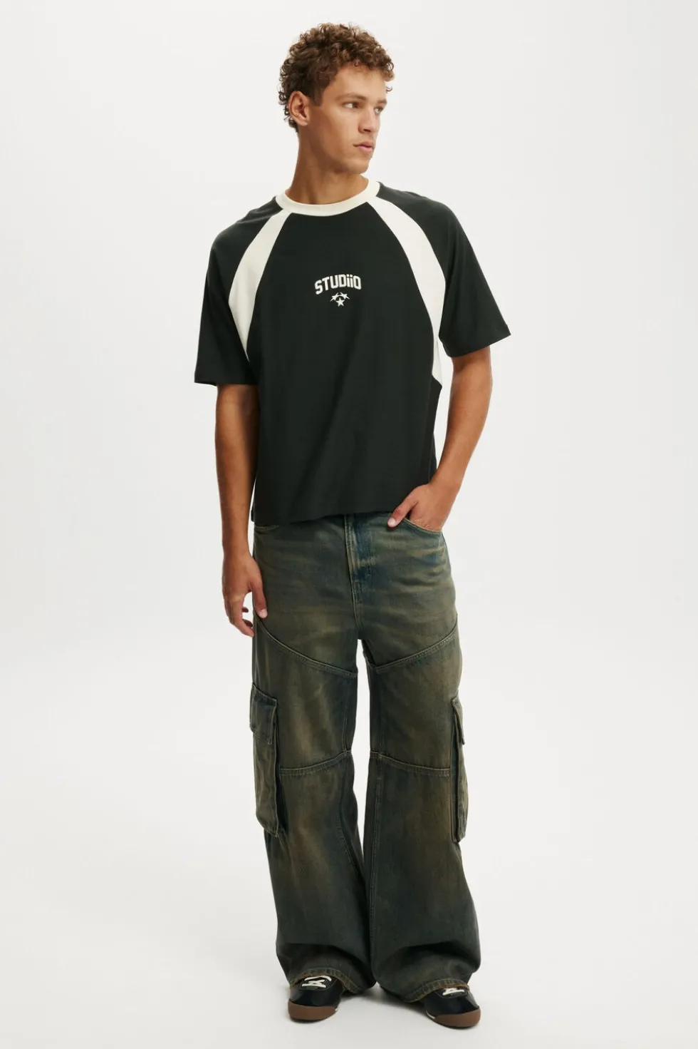 Cropped Fit Graphic T-Shirt