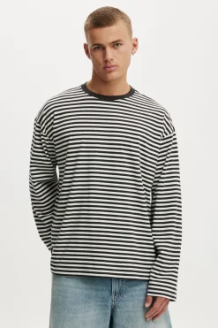 Cropped Fit Long Sleeve