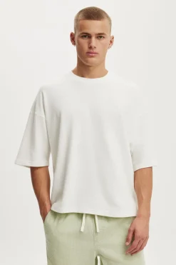 Cropped Fit T-Shirt