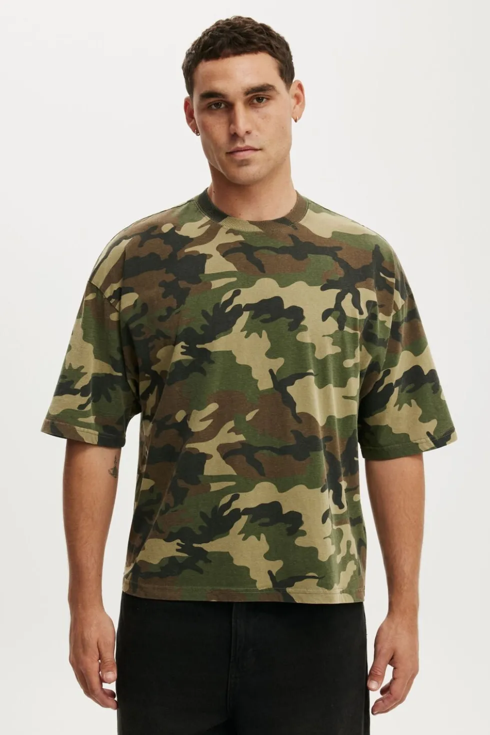Cropped Fit T-Shirt