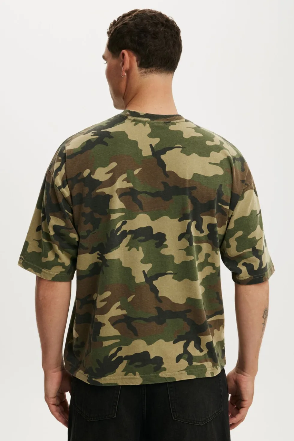 Cropped Fit T-Shirt
