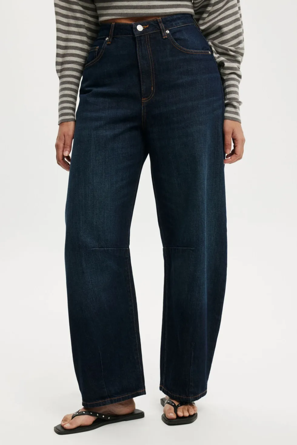 Curvy Barrel Jean