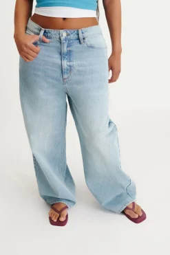 Curvy Boyfriend Super Baggy Jean