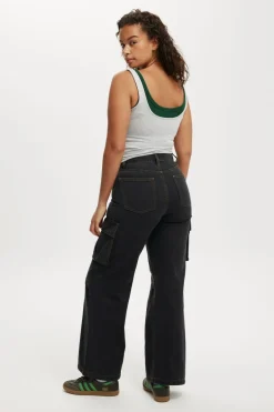 Curvy Cargo Wide Jean