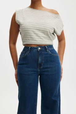 Curvy Stretch Wide Jean