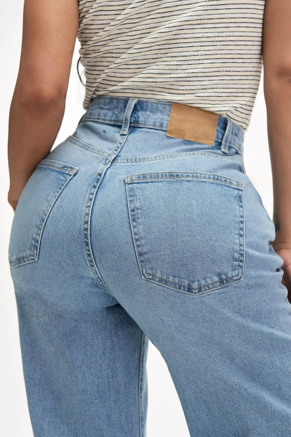 Curvy Stretch Wide Jean