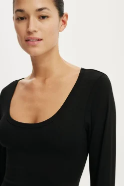 Everyday Smooth Scoop Neck Long Sleeve