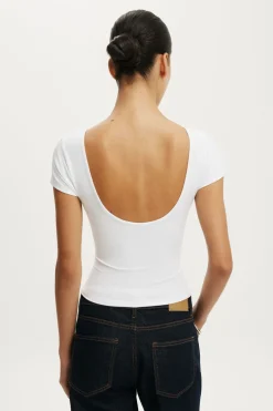 Hold Me Scoop Back Tee