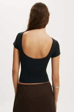 Hold Me Scoop Back Tee