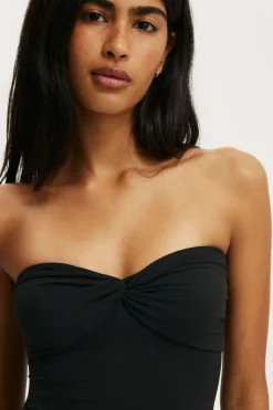 Hold Me Twist Bandeau