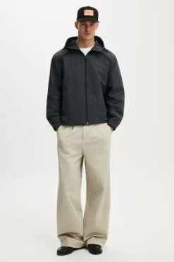 Hooded Spray Jacket