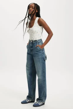 Loose Straight Jean