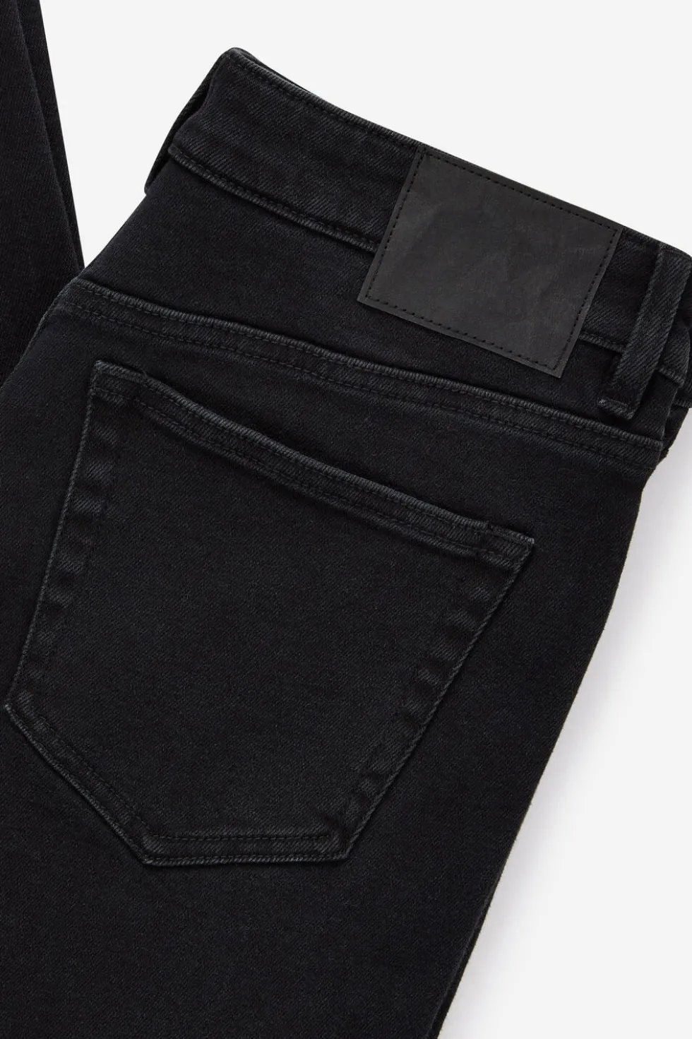 Loose Straight Jean