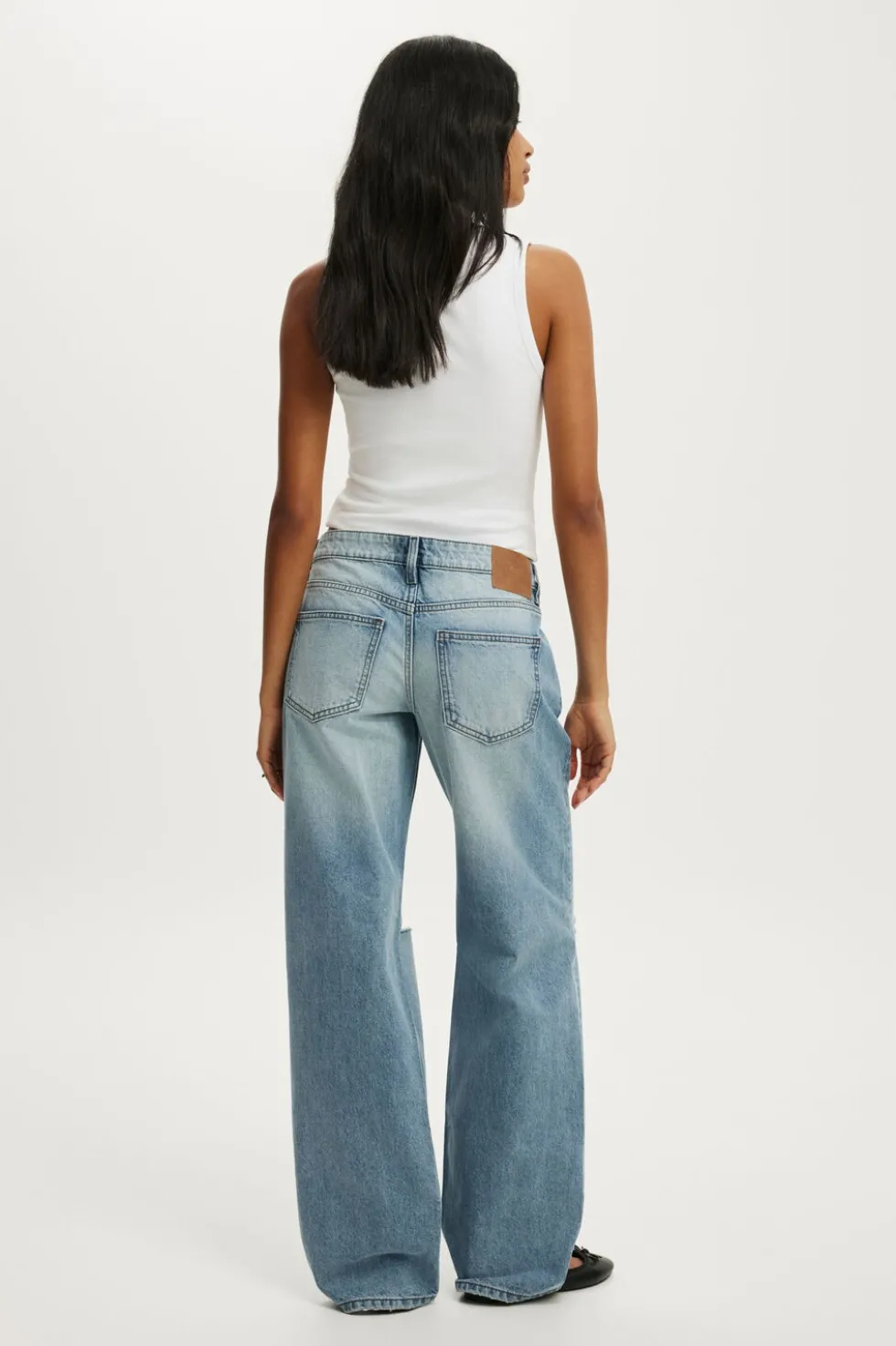 Low Rise Straight Jean