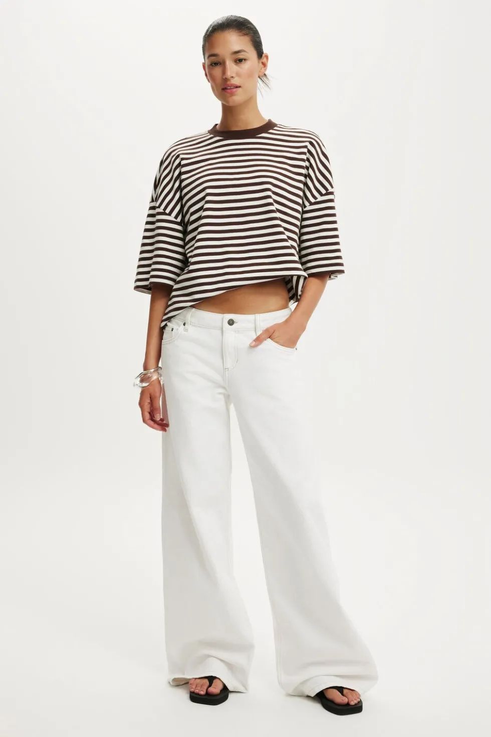 Low Rise Wide Jean