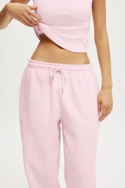 Plush Essential Barrel Sweatpant