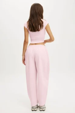 Plush Essential Barrel Sweatpant