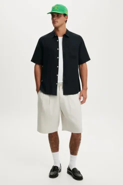 Relaxed Linen Short Sleeve Shirt