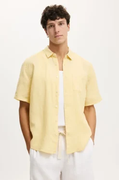 Relaxed Linen Short Sleeve Shirt