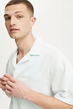 Riviera Box Fit Short Sleeve Shirt