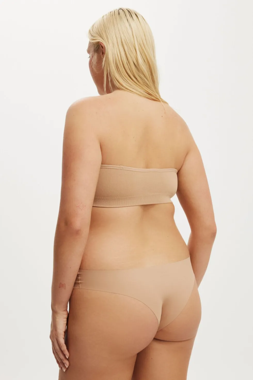 Seamless Sweetheart Padded Bandeau