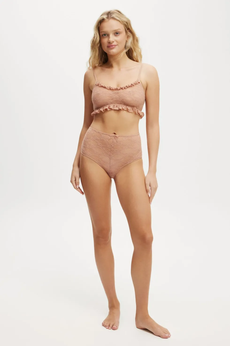 Stretch Lace Scoop Bralette
