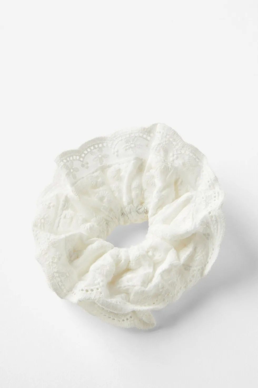 Suri Super Scrunchie