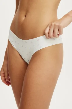 The Invisible Cheeky Brief