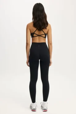 Ultra Luxe Invisible Scrunch Tight