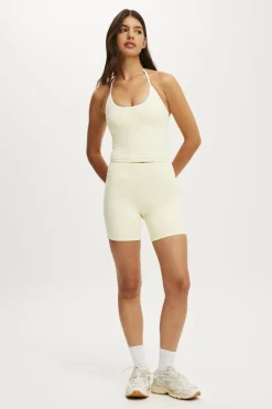 Ultra Move Scoop Halter Tank