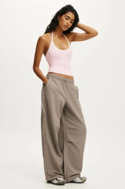Ultra Move Scoop Halter Tank