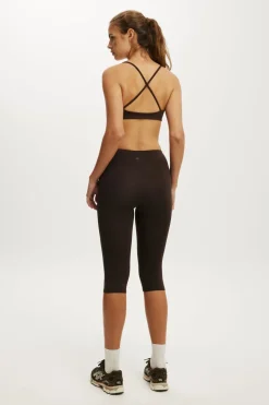 Ultra Soft Contour Capri Tight