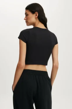 Ultra Soft Cropped Fitted Tshirt