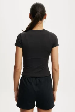 Ultra Soft Fitted Tshirt