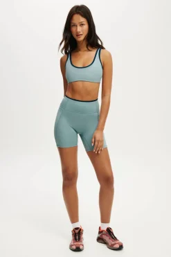 Ultra Soft Low Back Crop