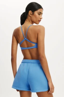 Ultra Soft Scoop V Crop