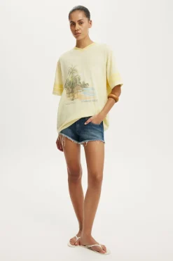 V Neck Vacay Graphic Tee