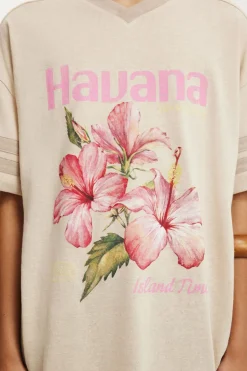 V Neck Vacay Graphic Tee