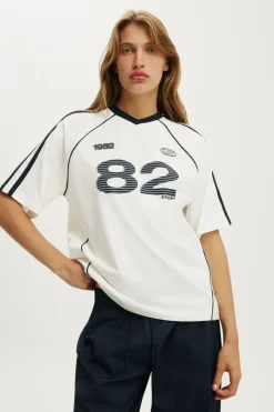 Vneck Oversized Raglan Graphic Tee