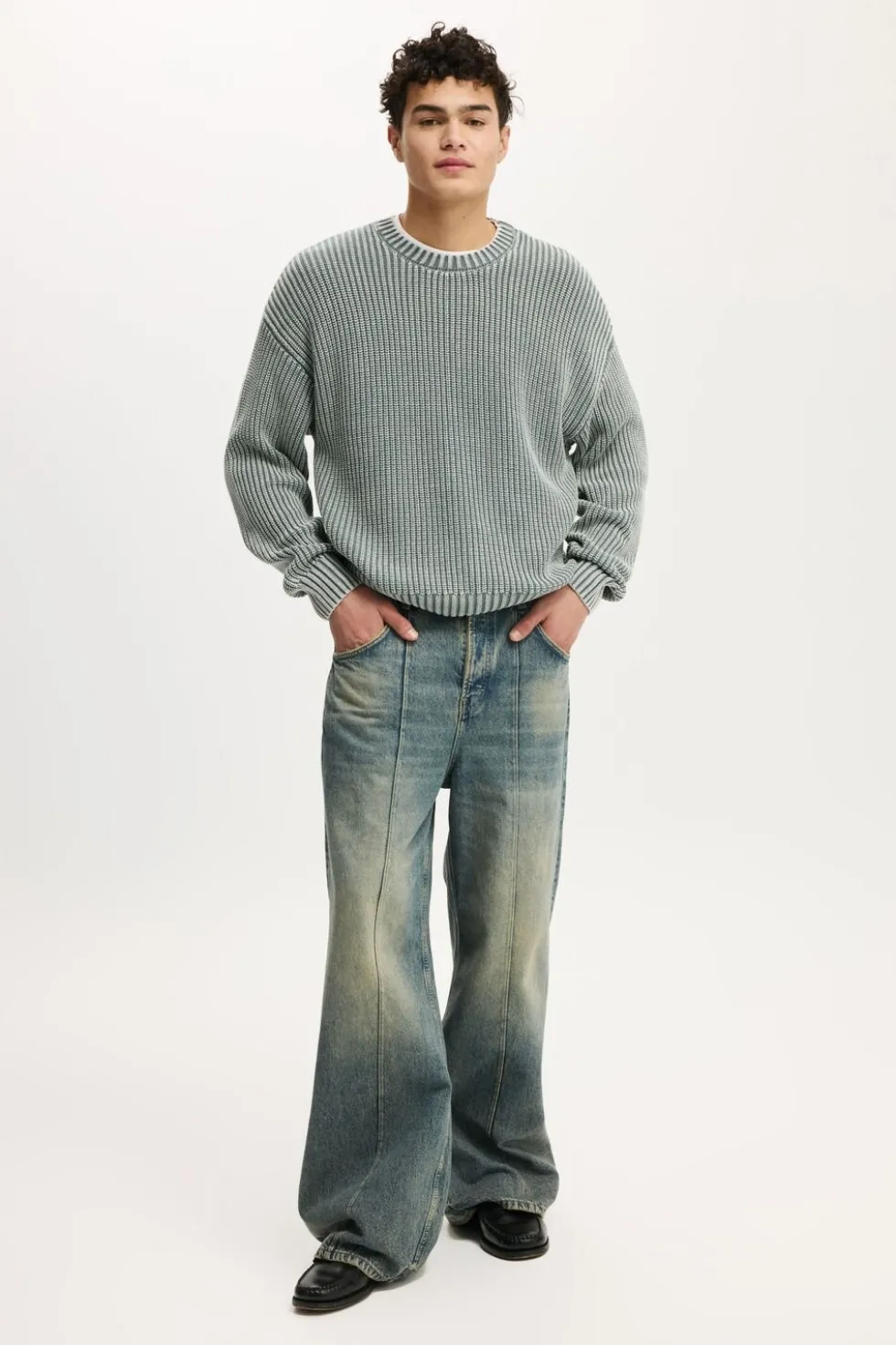 Washed Box Fit Crew Knit
