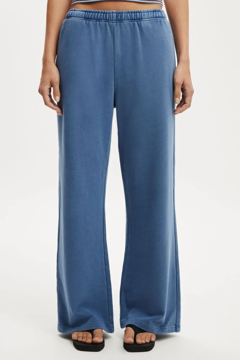 Wide Leg Sweatpant